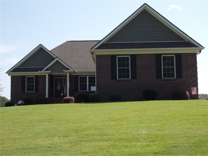 Property image 2 at 210 Fairway Drive, Pickens, SC 29671