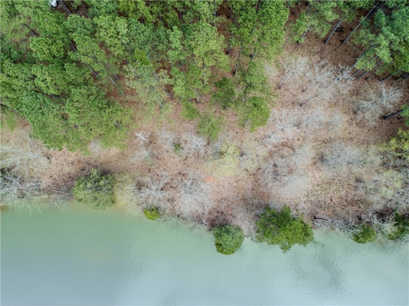 Property image 3 at 120 Waterside Drive, Iva, SC 29655