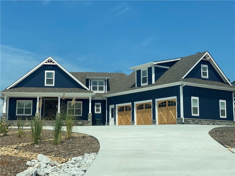 Property image 3 at 806 Mountain Way, Seneca, SC 29672