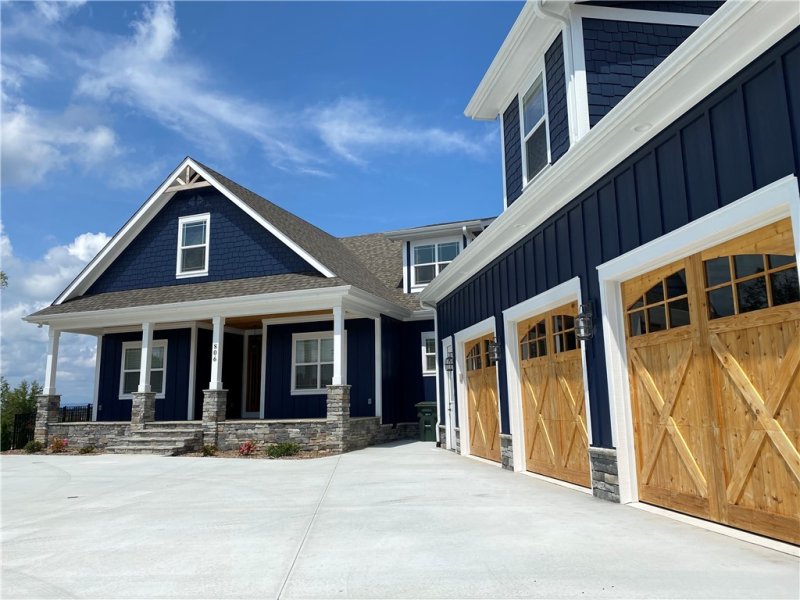 Property image 4 at 806 Mountain Way, Seneca, SC 29672