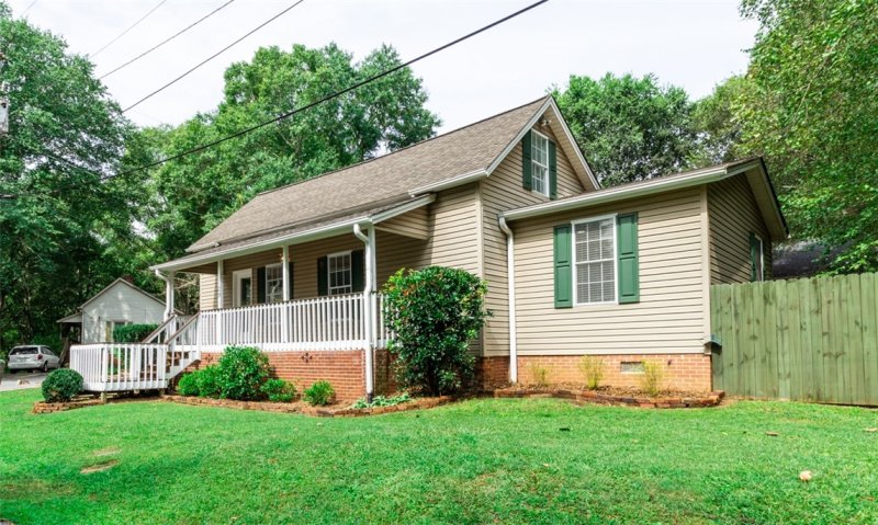 Property image 2 at 129 James Circle, Central, SC 29630