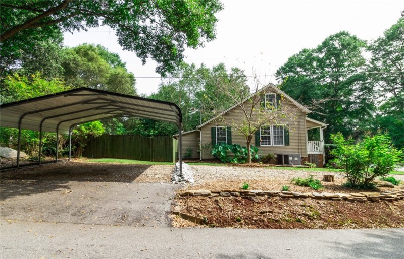 Property image 3 at 129 James Circle, Central, SC 29630