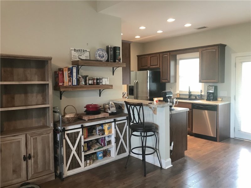 Property image 3 at 403 Laurel Grove Court, Seneca, SC 29678