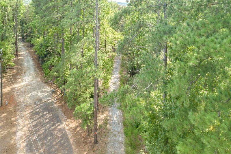 Property image 3 at 36-A Sequoyah Road, Fair Play, SC 29643