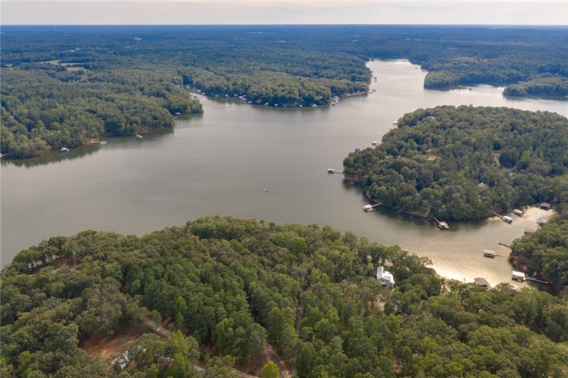 Property image 4 at 36-A Sequoyah Road, Fair Play, SC 29643