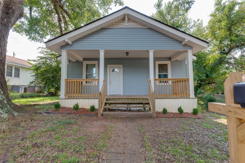 237 Foster Street