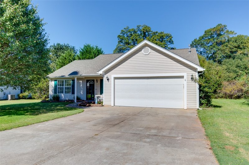 Property image 3 at 224 Rio Way, Anderson, SC 29625