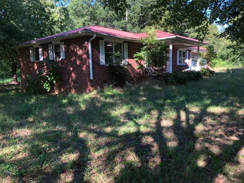 Property image 2 at 1003 MOUCHET Circle, Starr, SC 29684