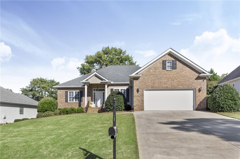 Property image 2 at 103 Banabus Lane, Anderson, SC 29621