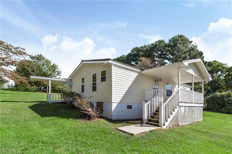 Property image 2 at 316 Hamby Road, Starr, SC 29684