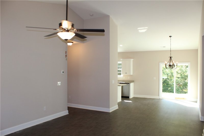 Property image 2 at 107 Cove View Court, Seneca, SC 29678