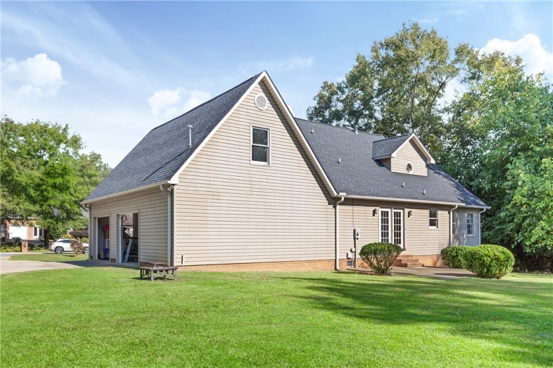 Property image 5 at 418 Quail Hollow Road, Anderson, SC 29621