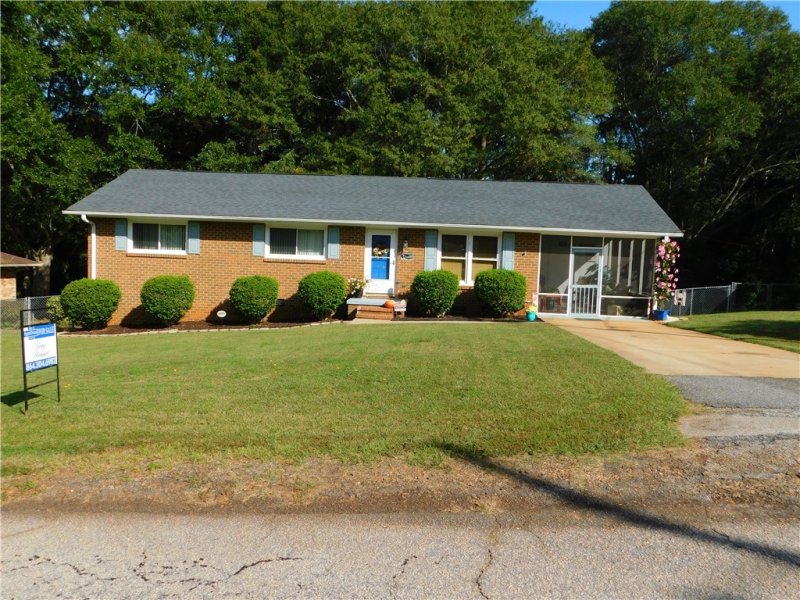 Property image 2 at 416 Chestnut Boulevard, Anderson, SC 29625