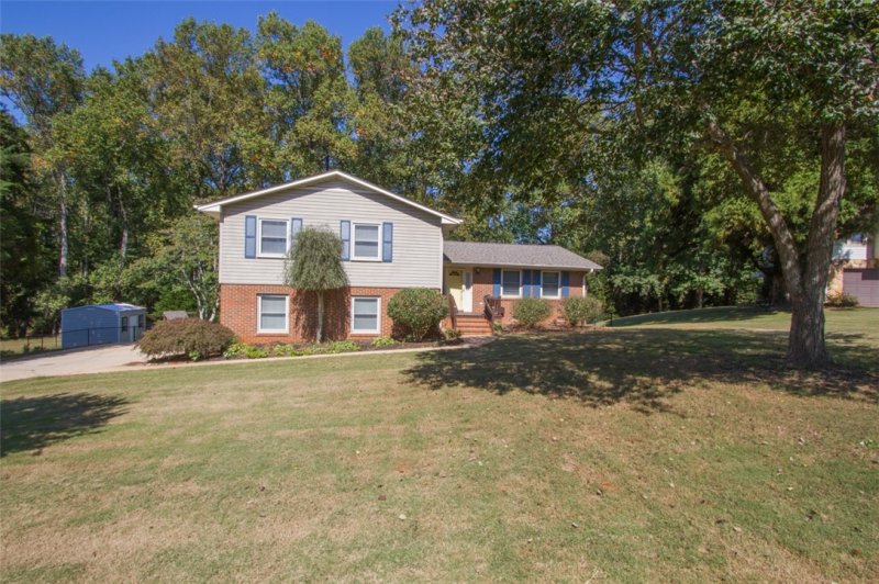 Property image 2 at 212 Windemere Way, Anderson, SC 29625