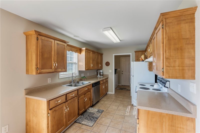 Property image 3 at 105 McClain Lake Road, Anderson, SC 29625