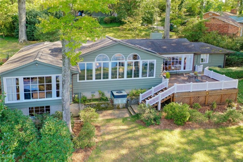 Property image 2 at 830 Lakeside Drive, Anderson, SC 29621