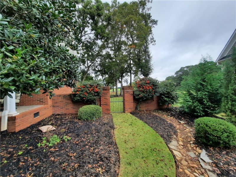 Property image 4 at 3104 Myrtlewood, Anderson, SC 29621