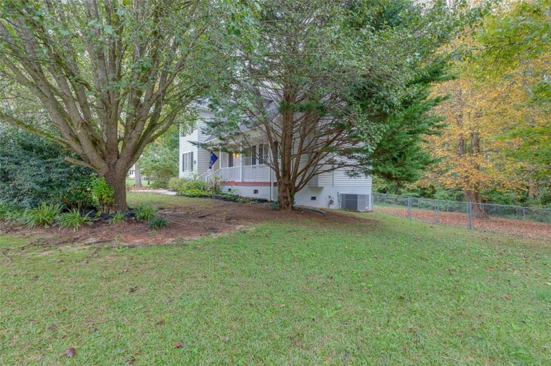 Property image 2 at 121 Emerald Court, Liberty, SC 29657