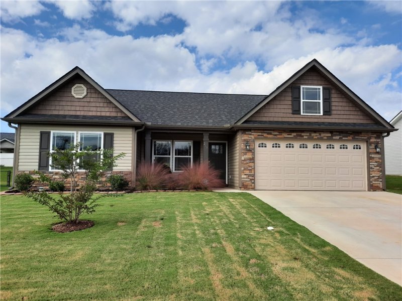 Property image 2 at 211 Eagle Circle, Anderson, SC 29626