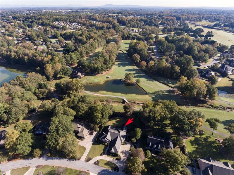 Property image 3 at 409 Inverness Way, Easley, SC 29642