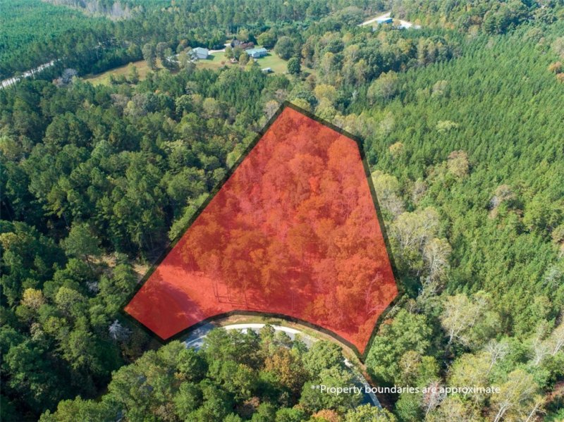 Property image 2 at Lot 124 Inwood Court, Seneca, SC 29672