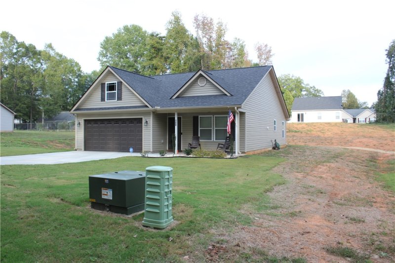 Property image 2 at 108 Norbert Lane, Anderson, SC 29624