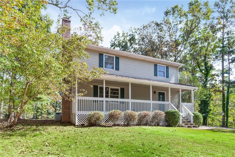 Property image 2 at 1658 Sequoya Way, Seneca, SC 29672