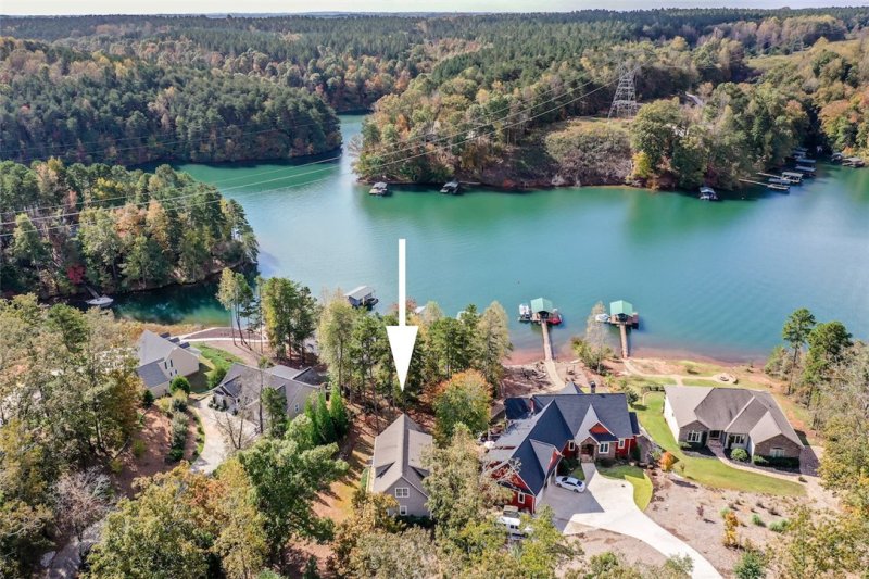 Property image 2 at 230 Waters Edge Lane, West Union, SC 29696