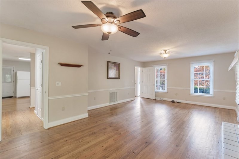 Property image 3 at 208 Paramount Drive, Six Mile, SC 29682