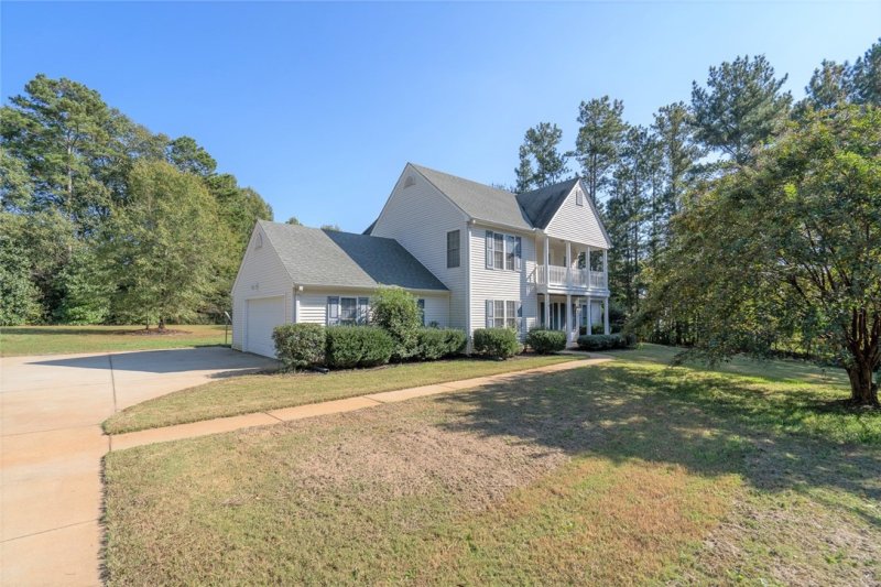 Property image 4 at 305 Berkeley Drive, Clemson, SC 29631