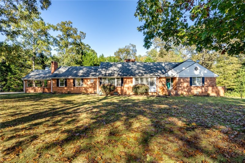 Property image 2 at 113 Dogwood Drive, Belton, SC 29627