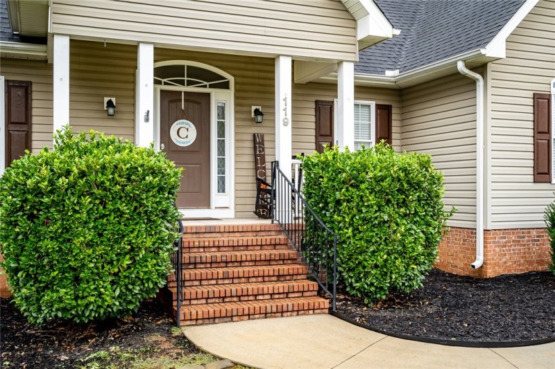 Property image 3 at 119 Landau Lane, Anderson, SC 29625
