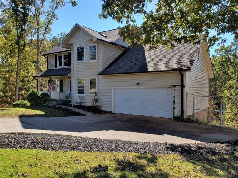 Property image 3 at 1240 Green Fern Drive, Greenville, SC 29611