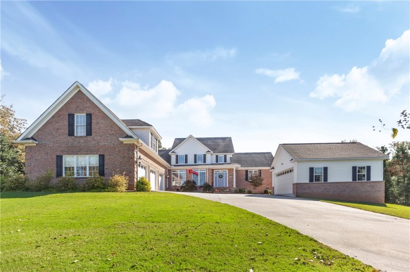 3010 Brackenberry Drive