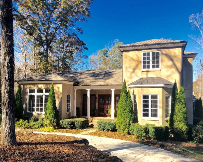 101 Oak Crest Circle