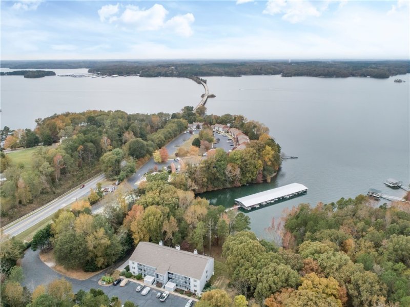 Property image 2 at 42 Harbor Gate Drive, Anderson, SC 29625