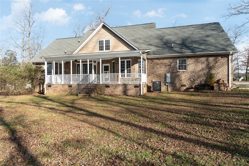 Property image 3 at 7 United Avenue, Pendleton, SC 29670