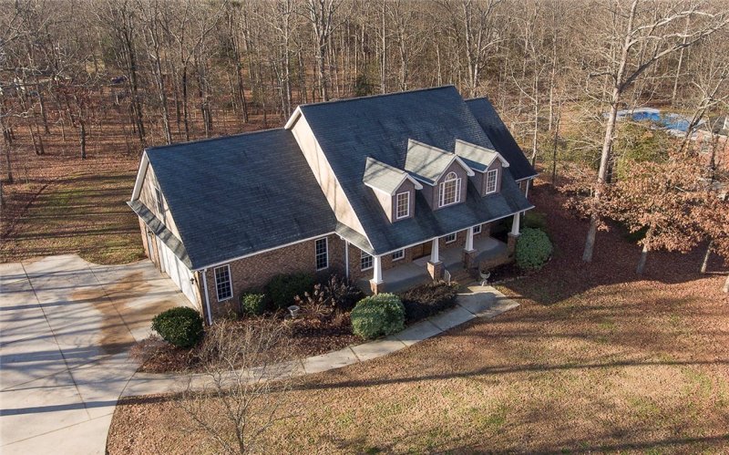 Property image 5 at 7 United Avenue, Pendleton, SC 29670