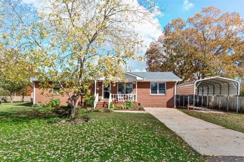 Property image 4 at 437 Elm Street, Pendleton, SC 29670