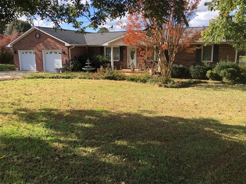 Property image 3 at 109 CARSON Drive, Starr, SC 29684