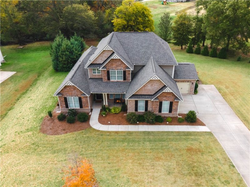 Property image 2 at 206 Vining Crossing, Belton, SC 29627