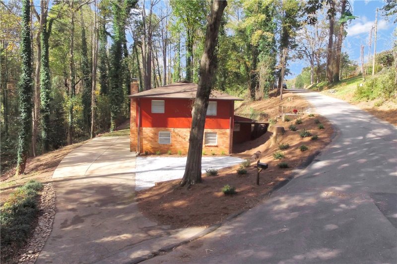 Property image 4 at 206 Autumn Drive, Greenville, SC 29611