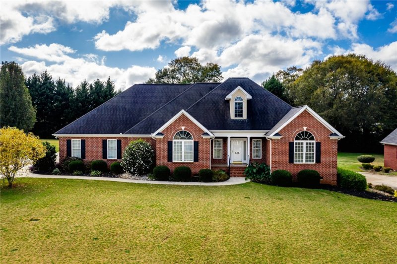 Property image 4 at 126 McPhail Farms Circle, Anderson, SC 29621