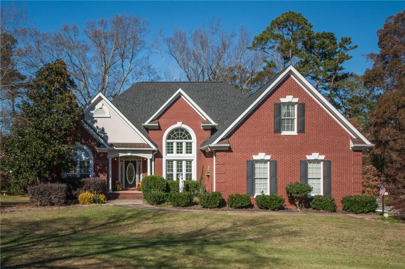 105 Winding Creek Road