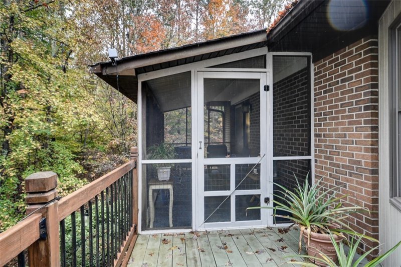 Property image 3 at 133 Lindos Drive, Seneca, SC 29672