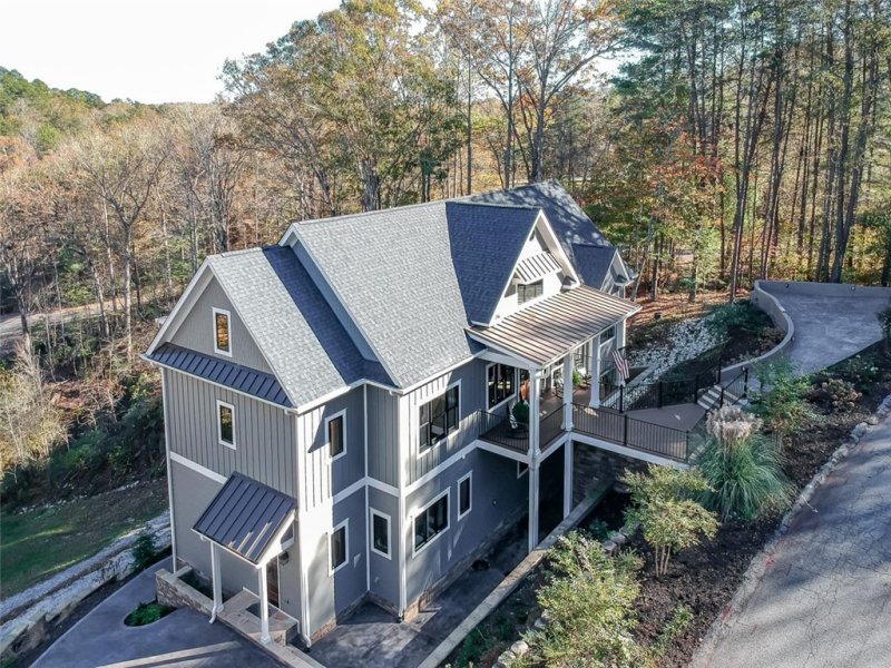 Property image 2 at 902 Bay Ridge Drive, Salem, SC 29676