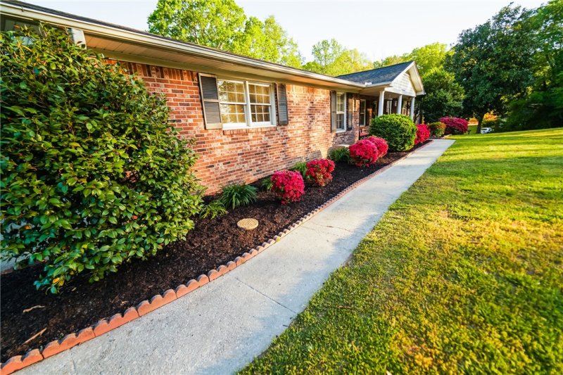 Property image 3 at 603 Confederate Circle, Taylors, SC 29687