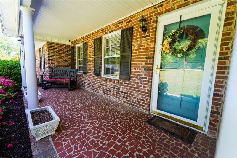 Property image 4 at 603 Confederate Circle, Taylors, SC 29687