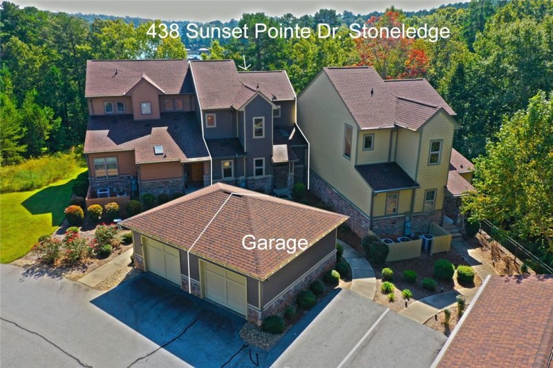 438 Sunset Point Drive