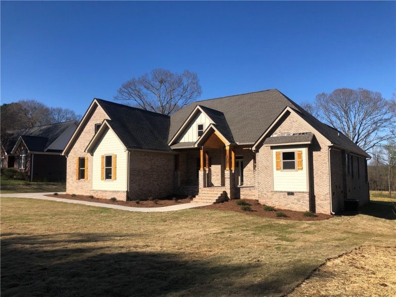 Property image 2 at 129 Creekwalk Drive, Anderson, SC 29625